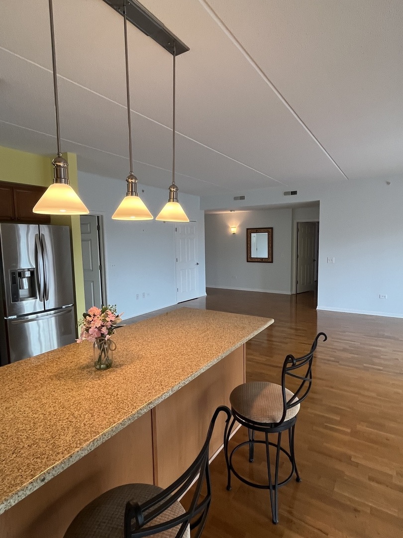 799 Graceland Avenue #402A, Des Plaines, IL 60016