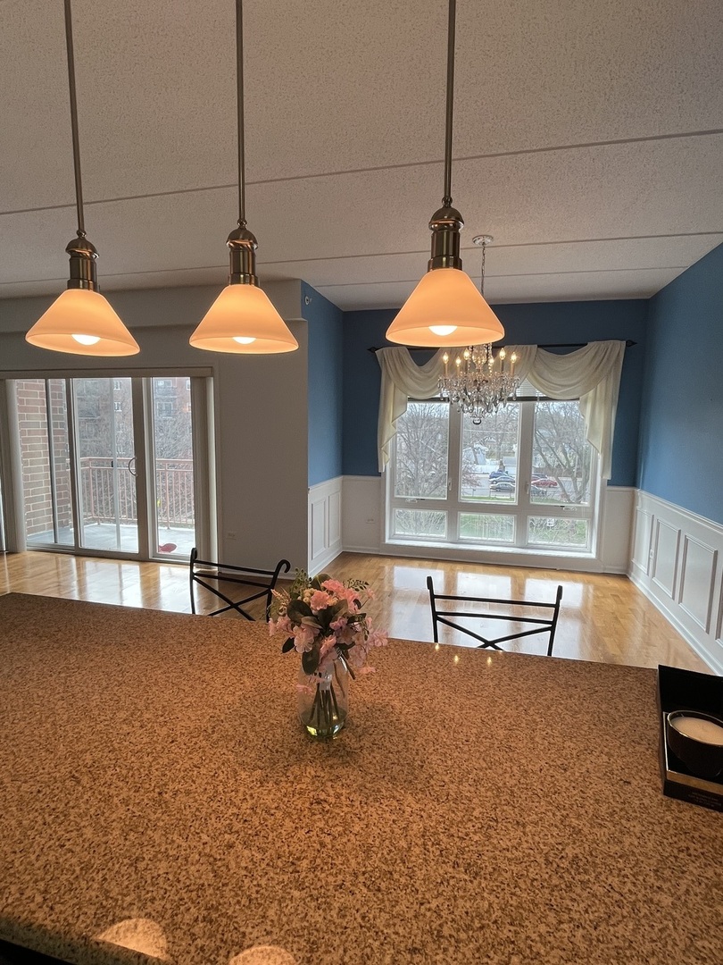 799 Graceland Avenue #402A, Des Plaines, IL 60016