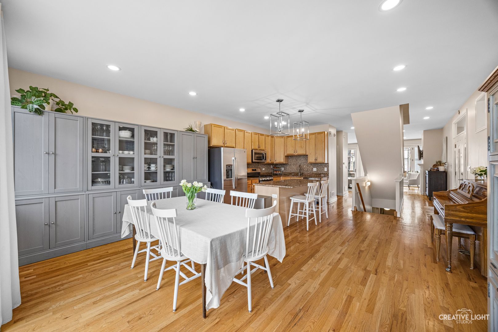 3140 S Stewart Avenue, Chicago, IL 60616