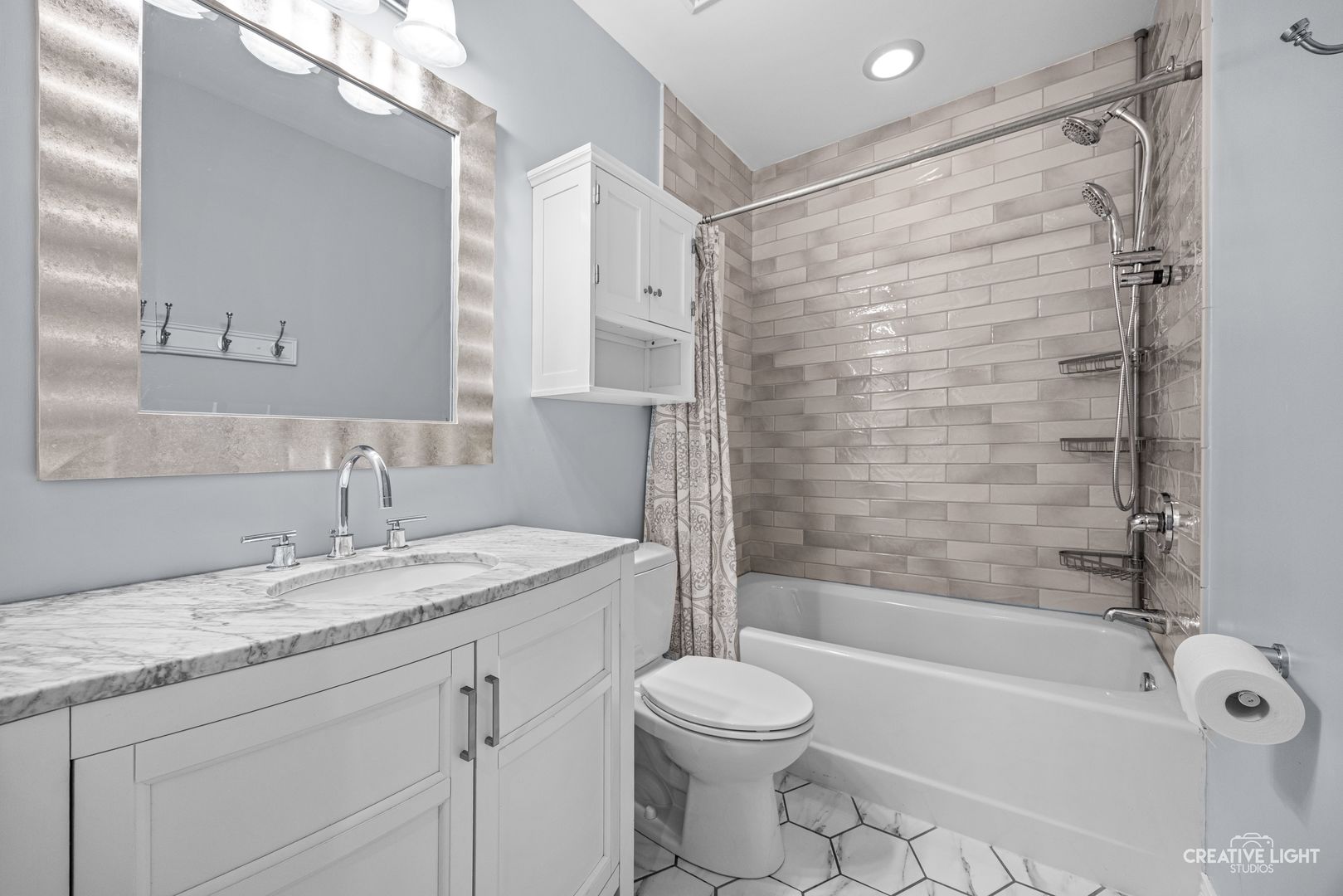 3140 S Stewart Avenue, Chicago, IL 60616