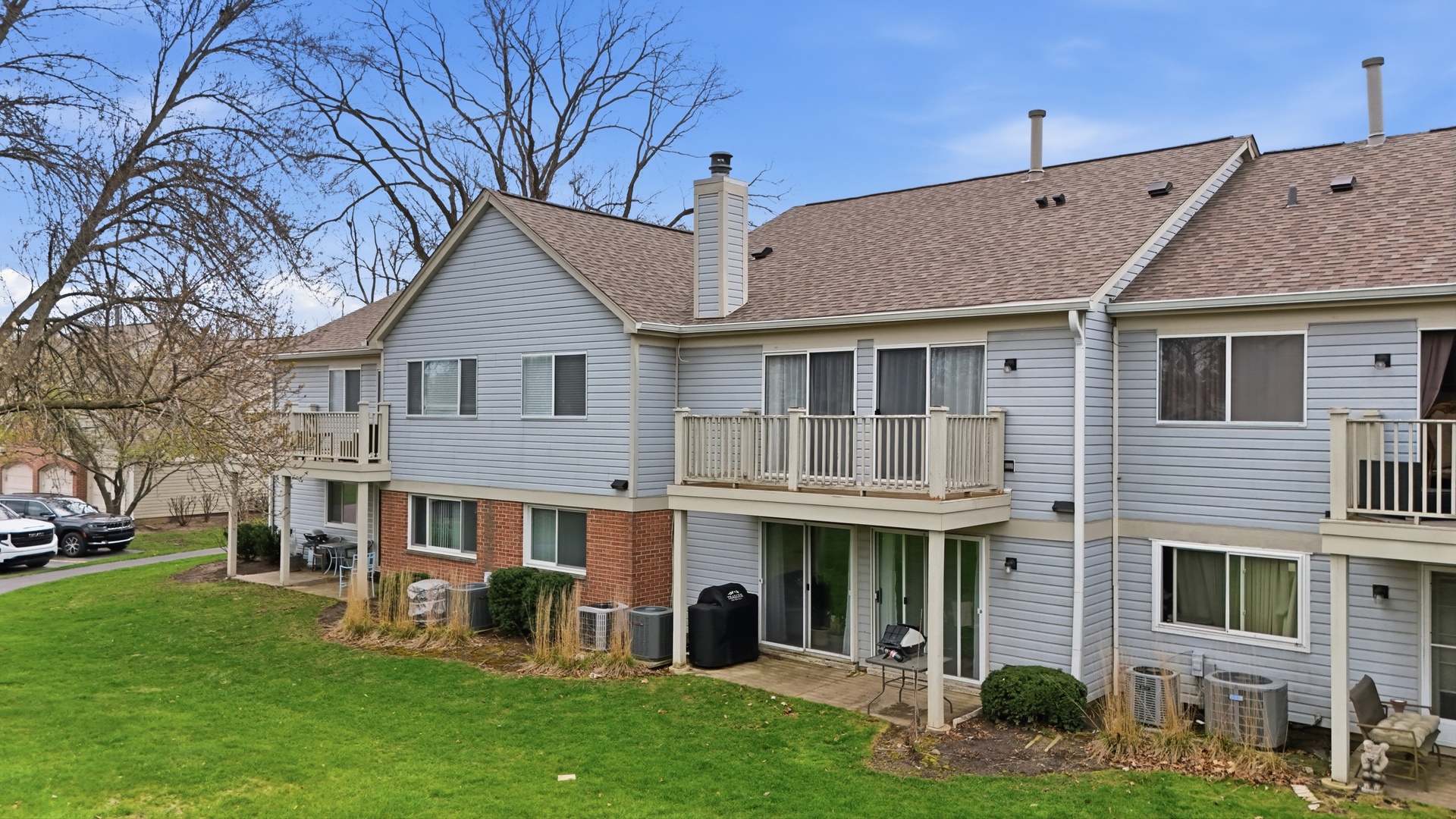 1606 PENNSBURY Court #C2, Wheeling, IL 60090