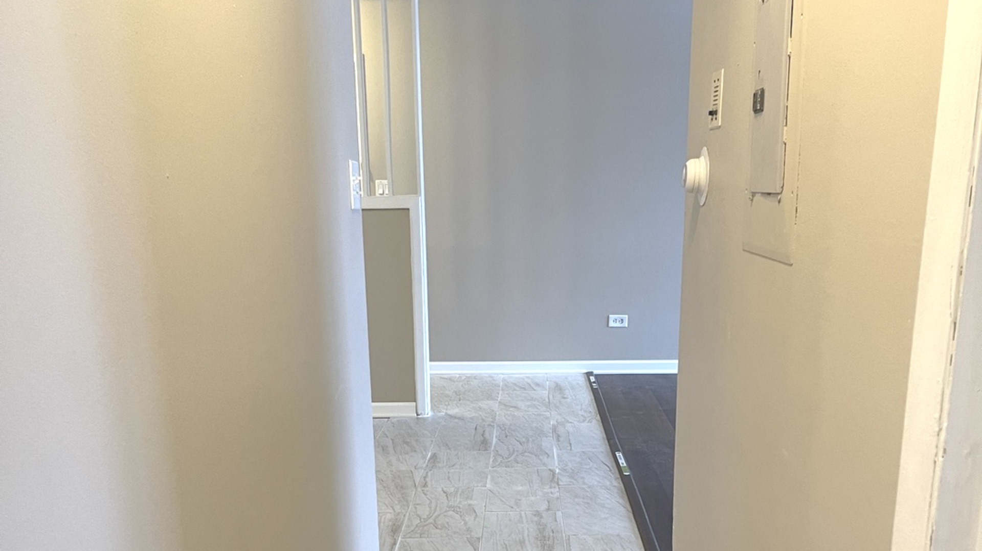 1035 Higgins QuarterS Drive #4-205, Hoffman Estates, IL 60194