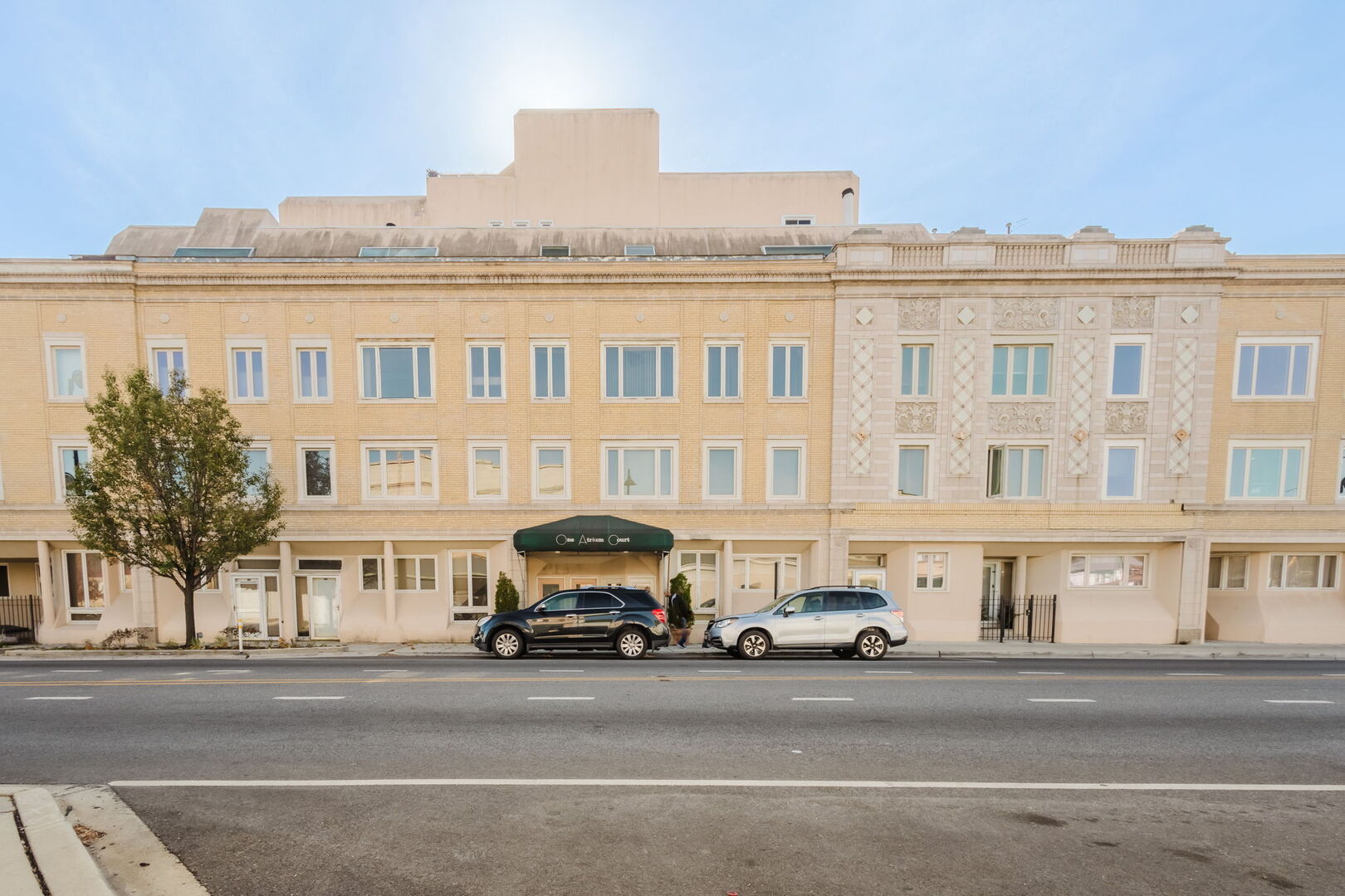 6337 Roosevelt Road #202, Berwyn, IL 60402