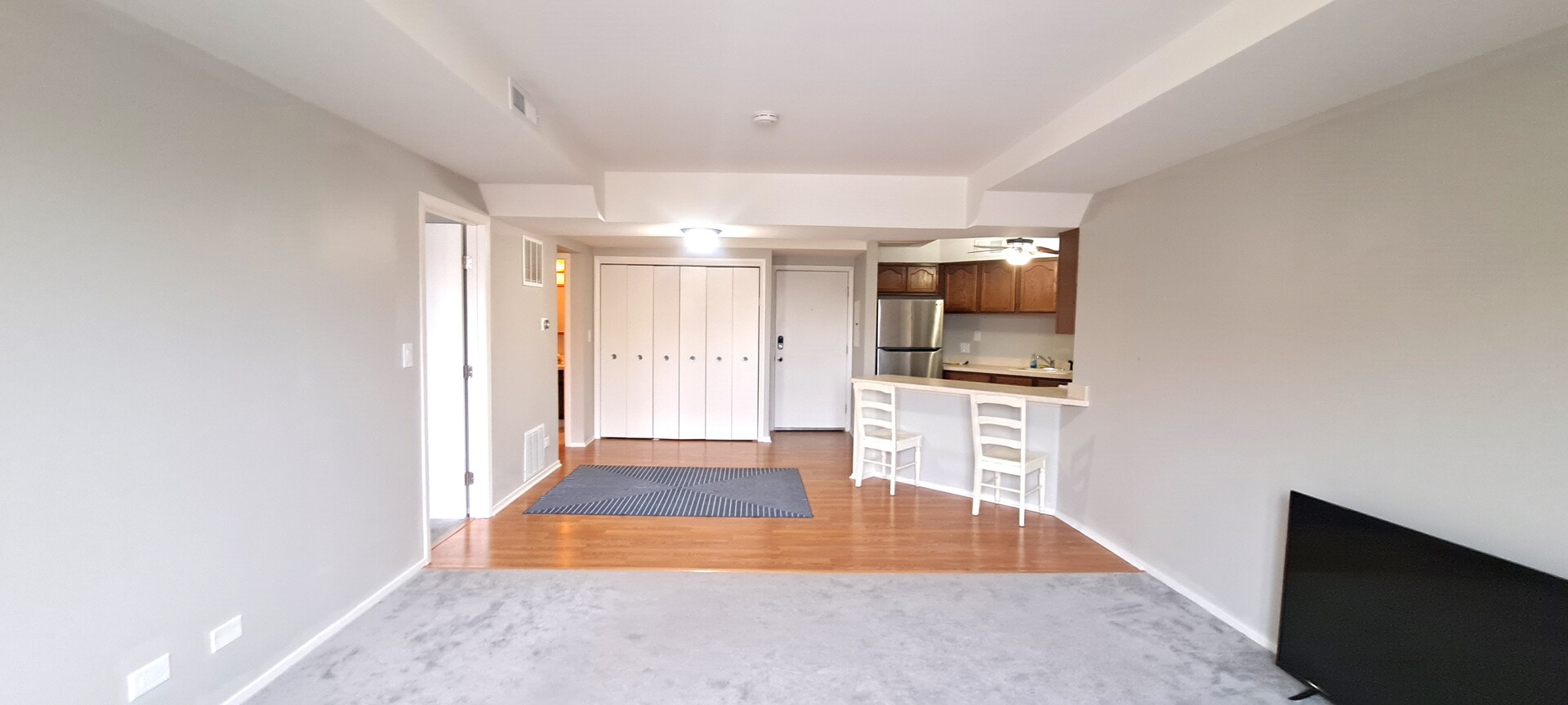 6337 Roosevelt Road #202, Berwyn, IL 60402