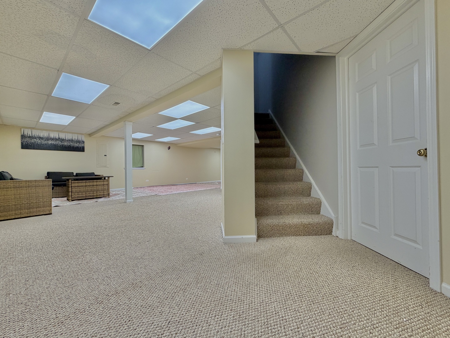 88 Hackney Lane, Lindenhurst, IL 60046
