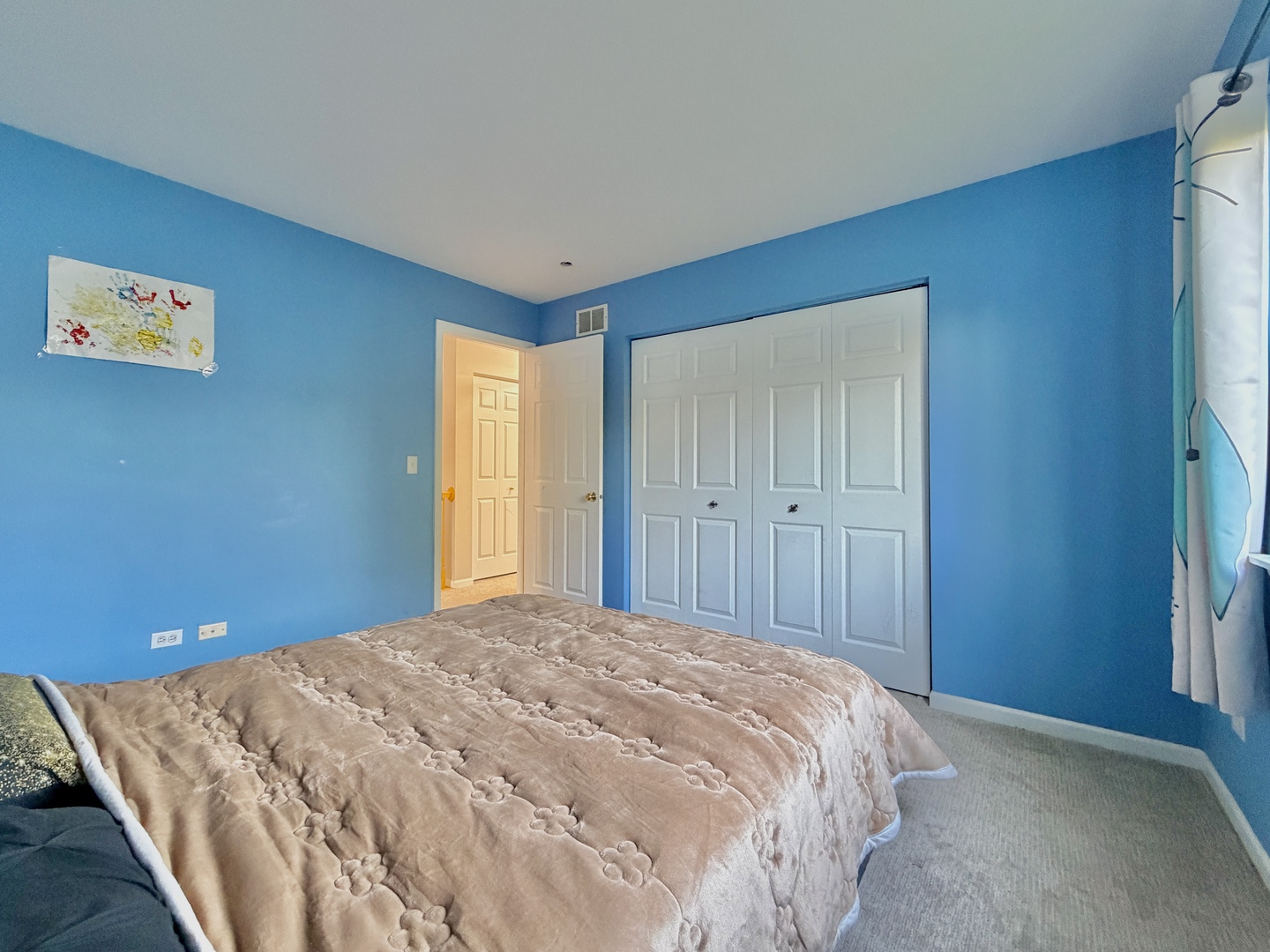 88 Hackney Lane, Lindenhurst, IL 60046
