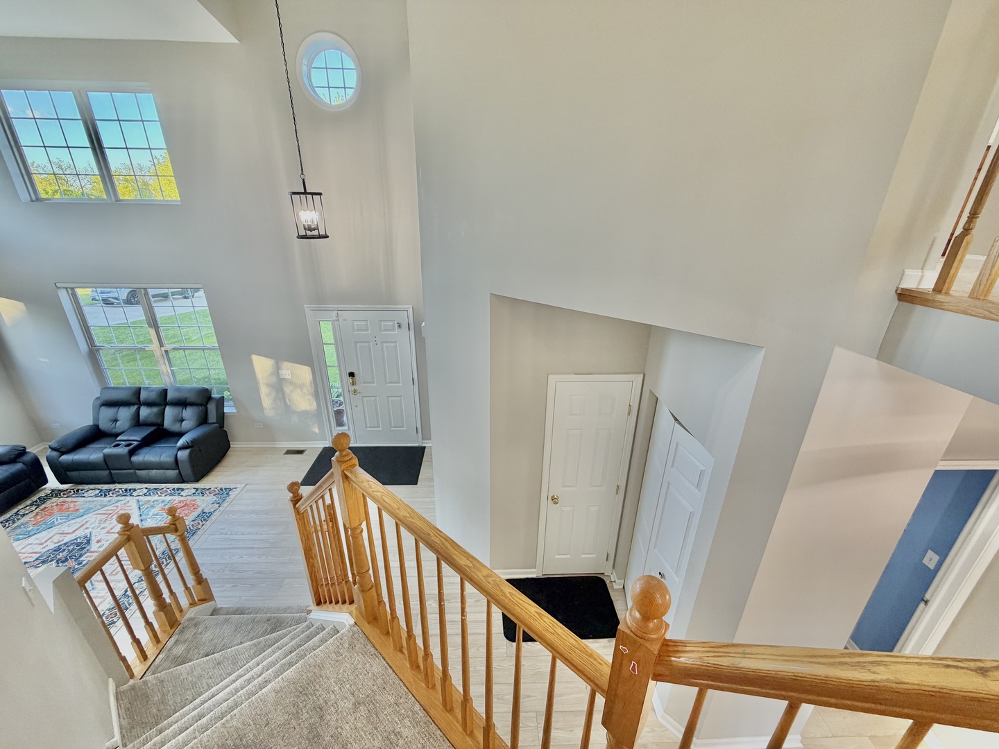 88 Hackney Lane, Lindenhurst, IL 60046