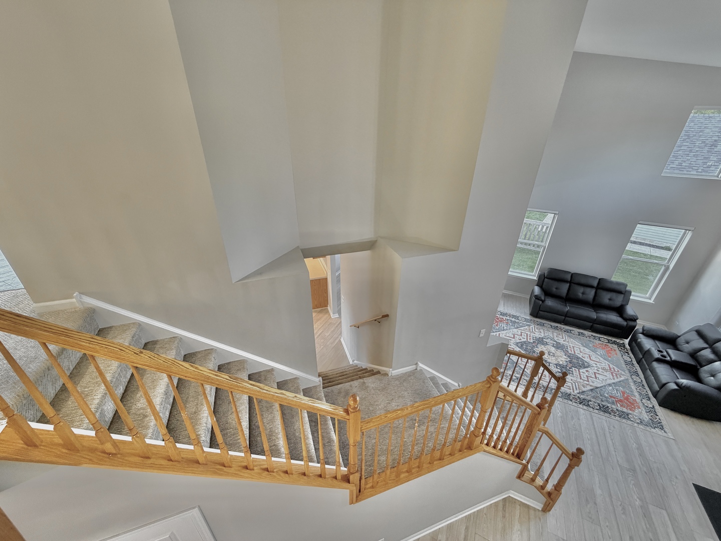 88 Hackney Lane, Lindenhurst, IL 60046