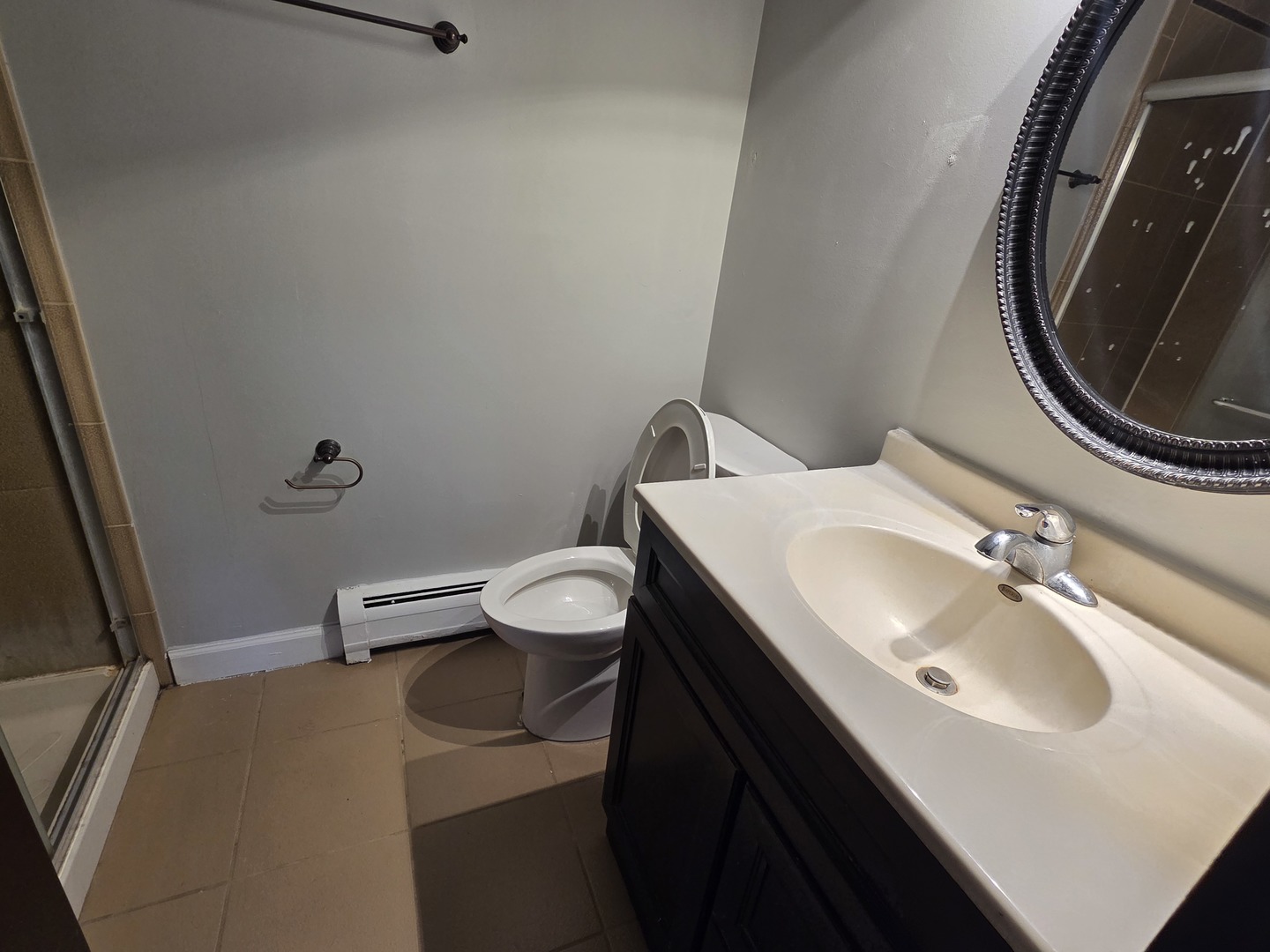 212 Shorewood Drive #2D, Glendale Heights, IL 60139