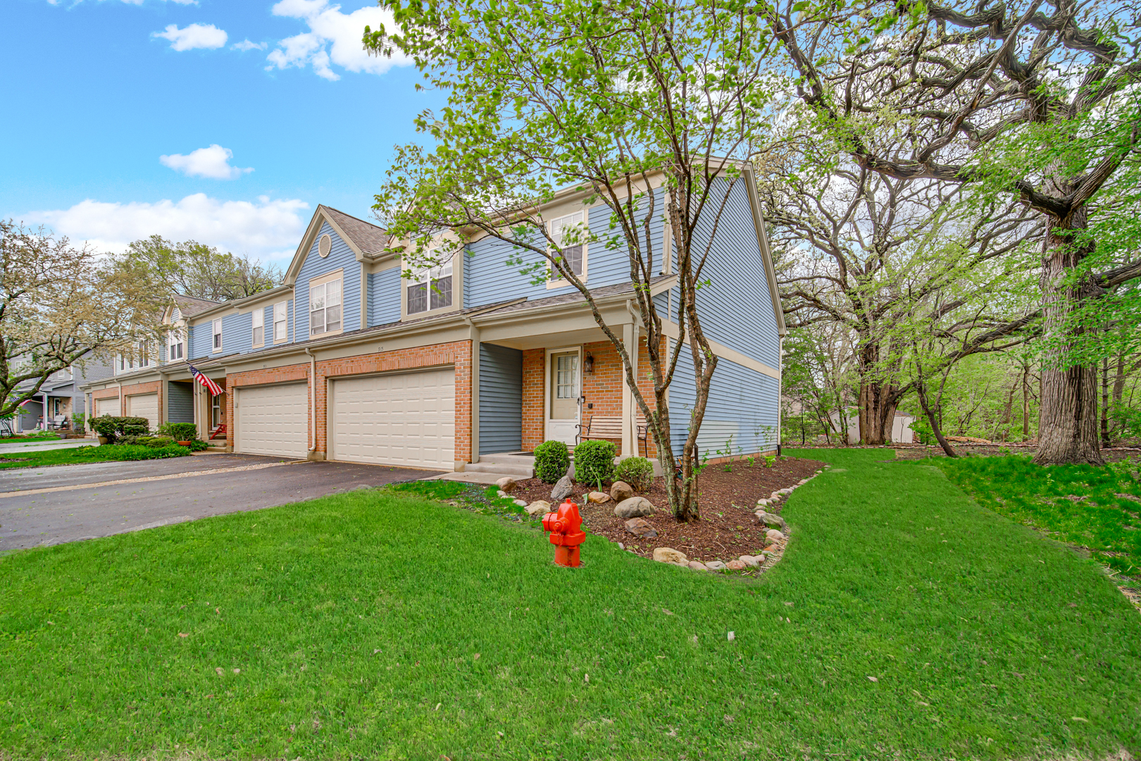 915 Old Oak Circle, Algonquin, IL 60102