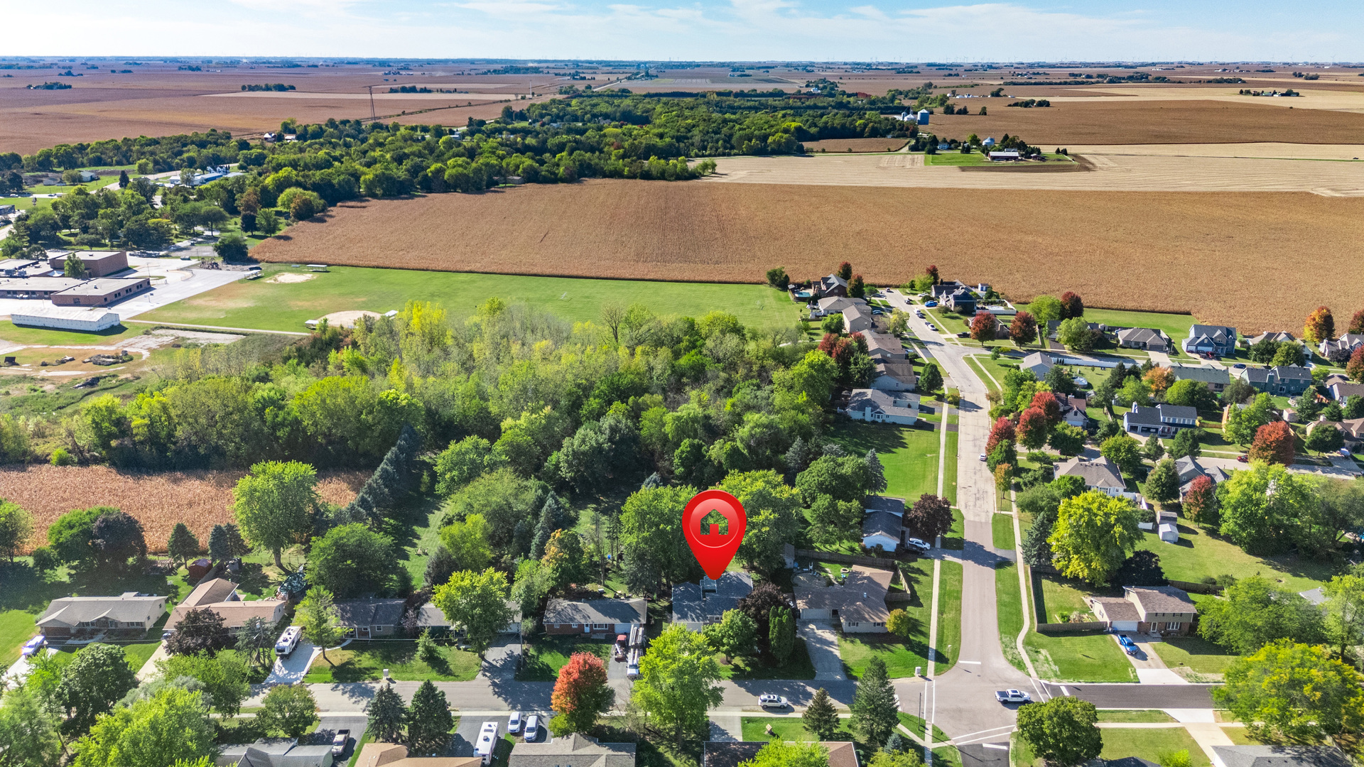 341 N View Street, Hinckley, IL 60520