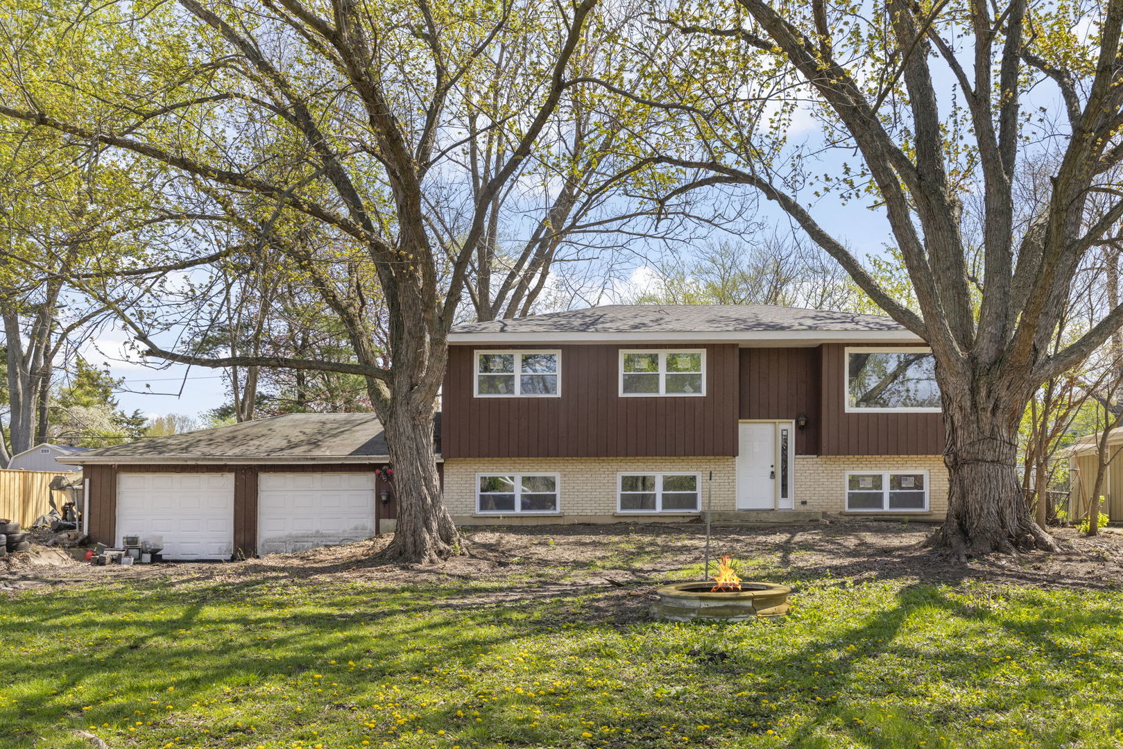 West Chicago, IL 60185