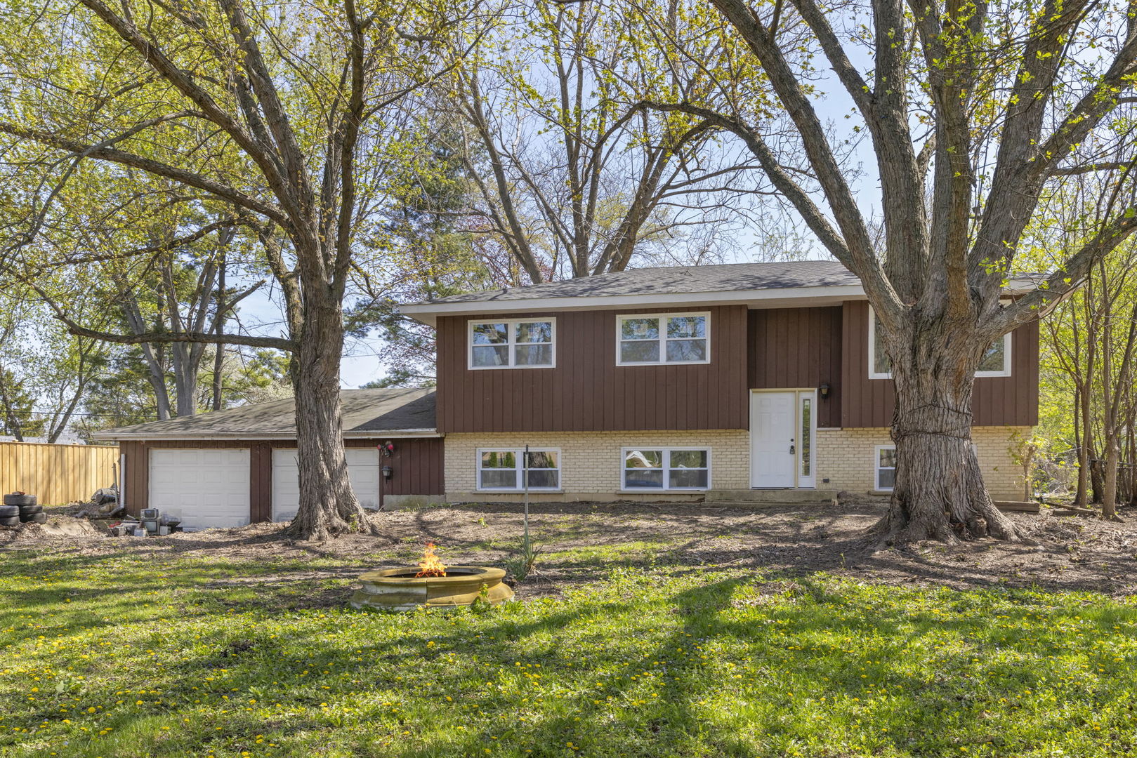 West Chicago, IL 60185