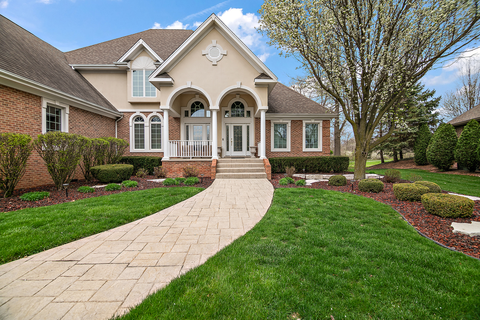 25634 S Kensington Lane, Monee, IL 60449