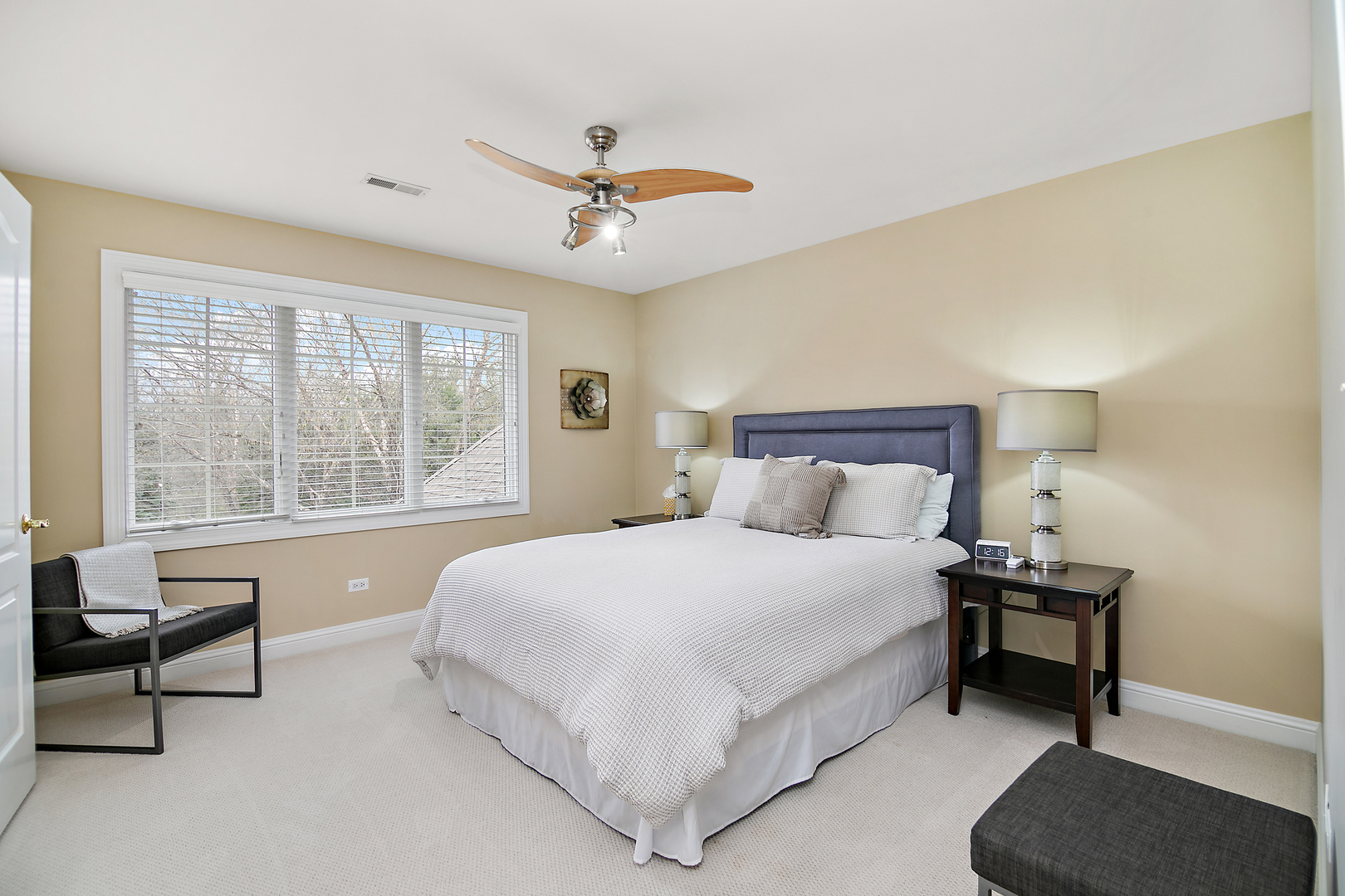 25634 S Kensington Lane, Monee, IL 60449