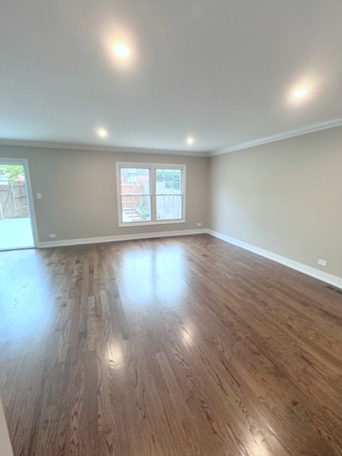 Elk Grove Village, IL 60007