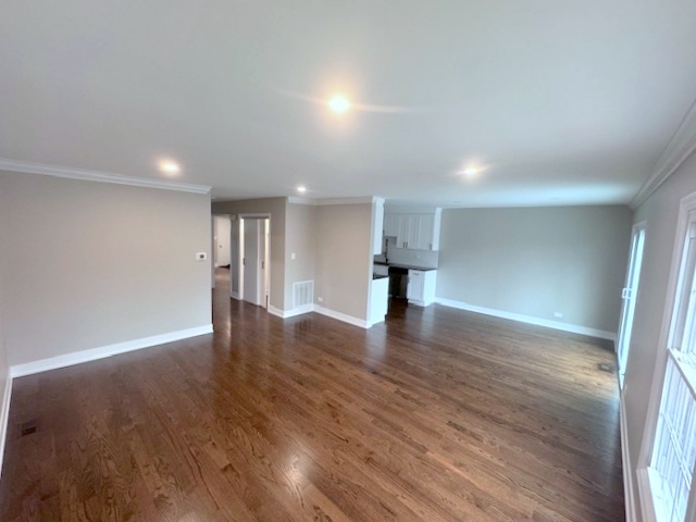 Elk Grove Village, IL 60007