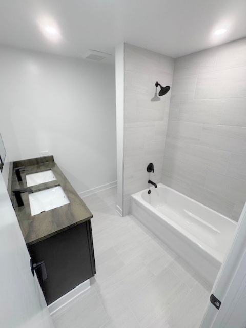 Elk Grove Village, IL 60007