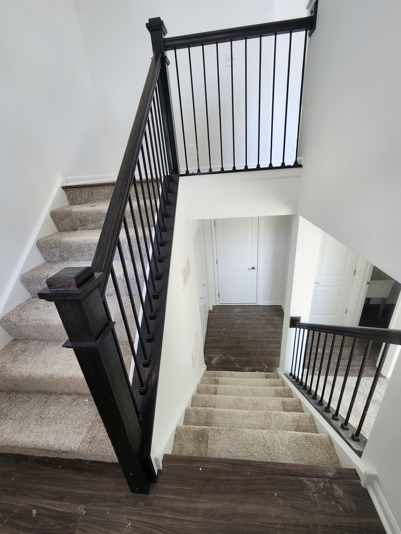 1033 Atterberg Road, South Elgin, IL 60177