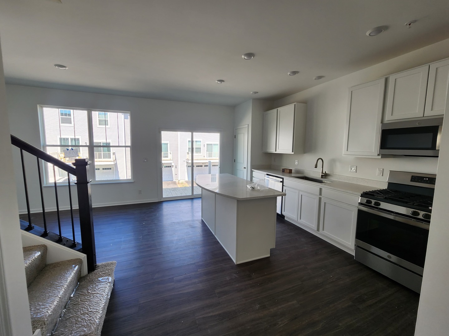 1033 Atterberg Road, South Elgin, IL 60177