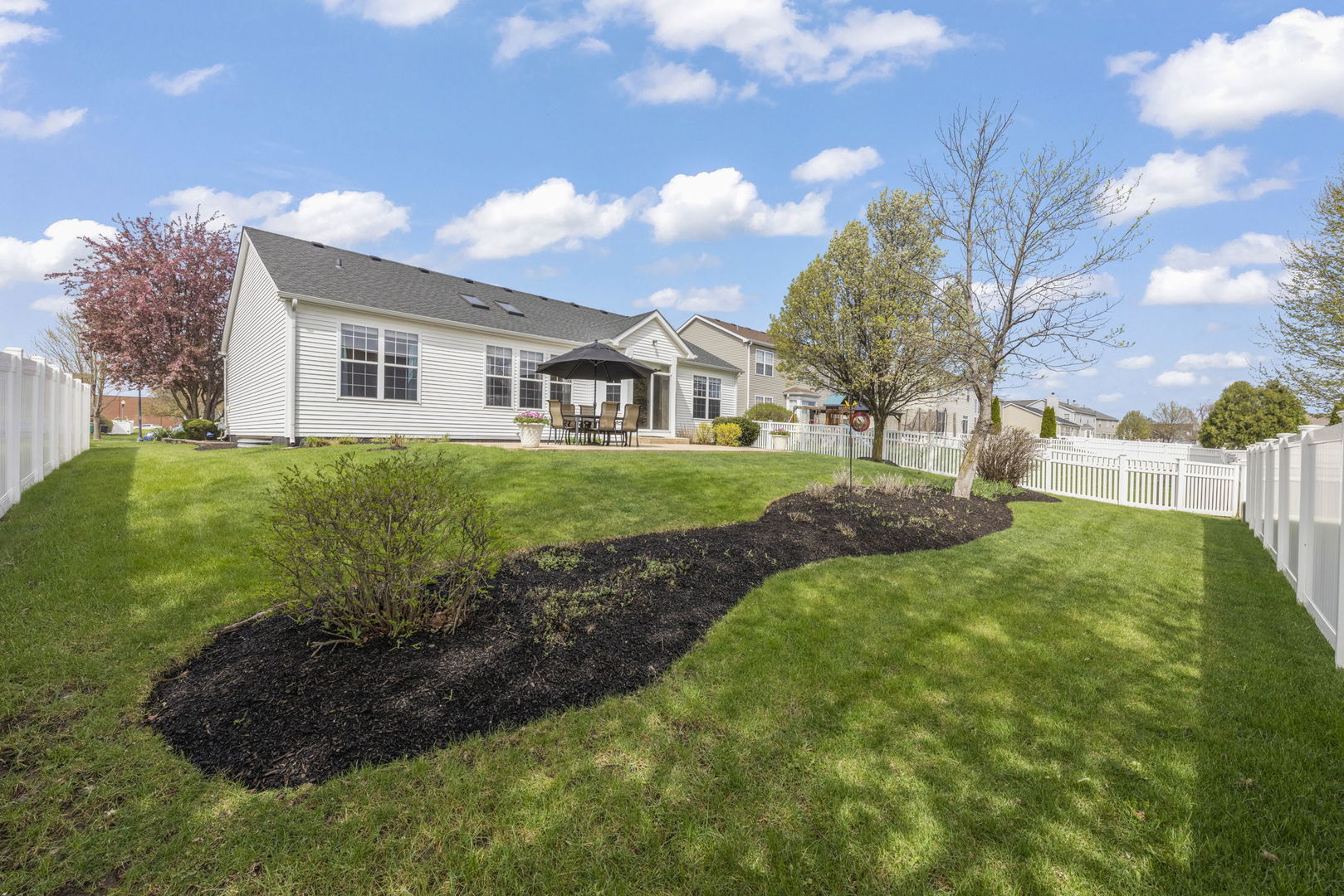 306 Austin Drive, Shorewood, IL 60431