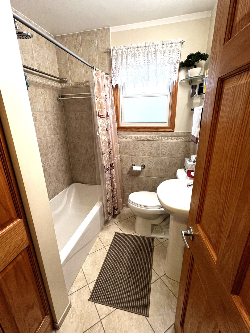 2635 Spruce Street, River Grove, IL 60171