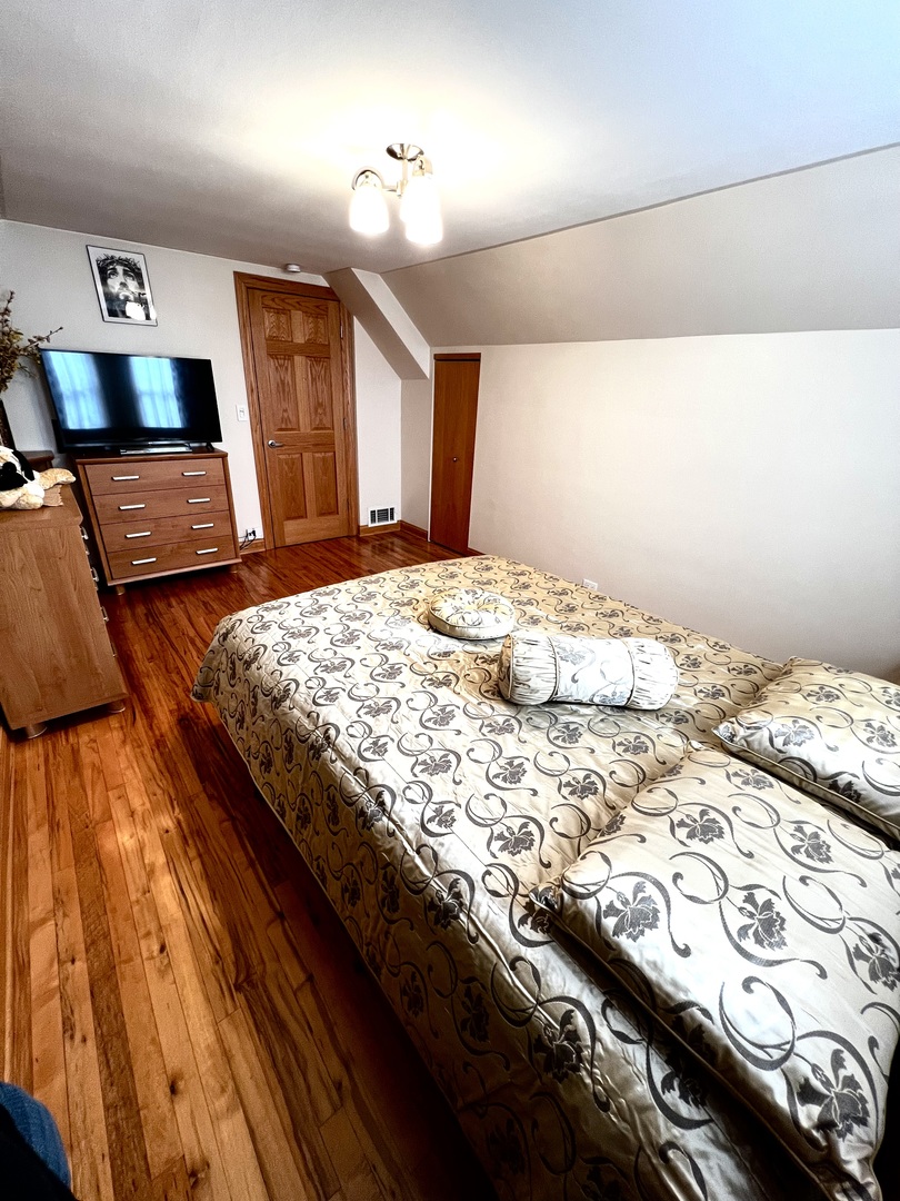 2635 Spruce Street, River Grove, IL 60171