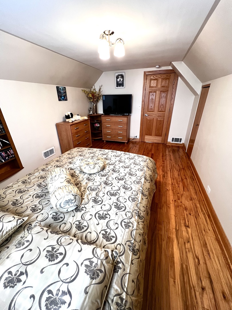 2635 Spruce Street, River Grove, IL 60171