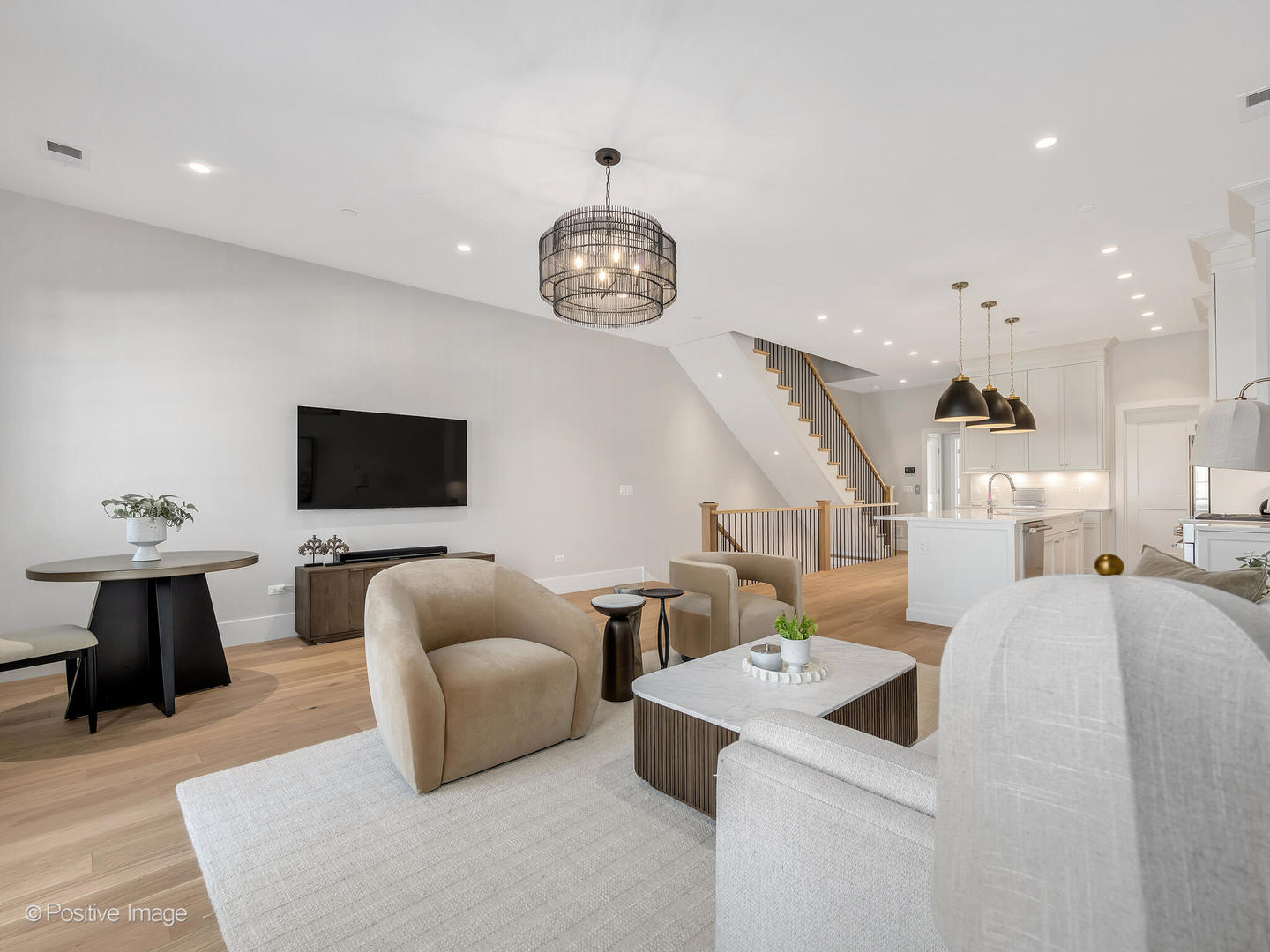 225 Burlington Avenue #TH1, Clarendon Hills, IL 60514