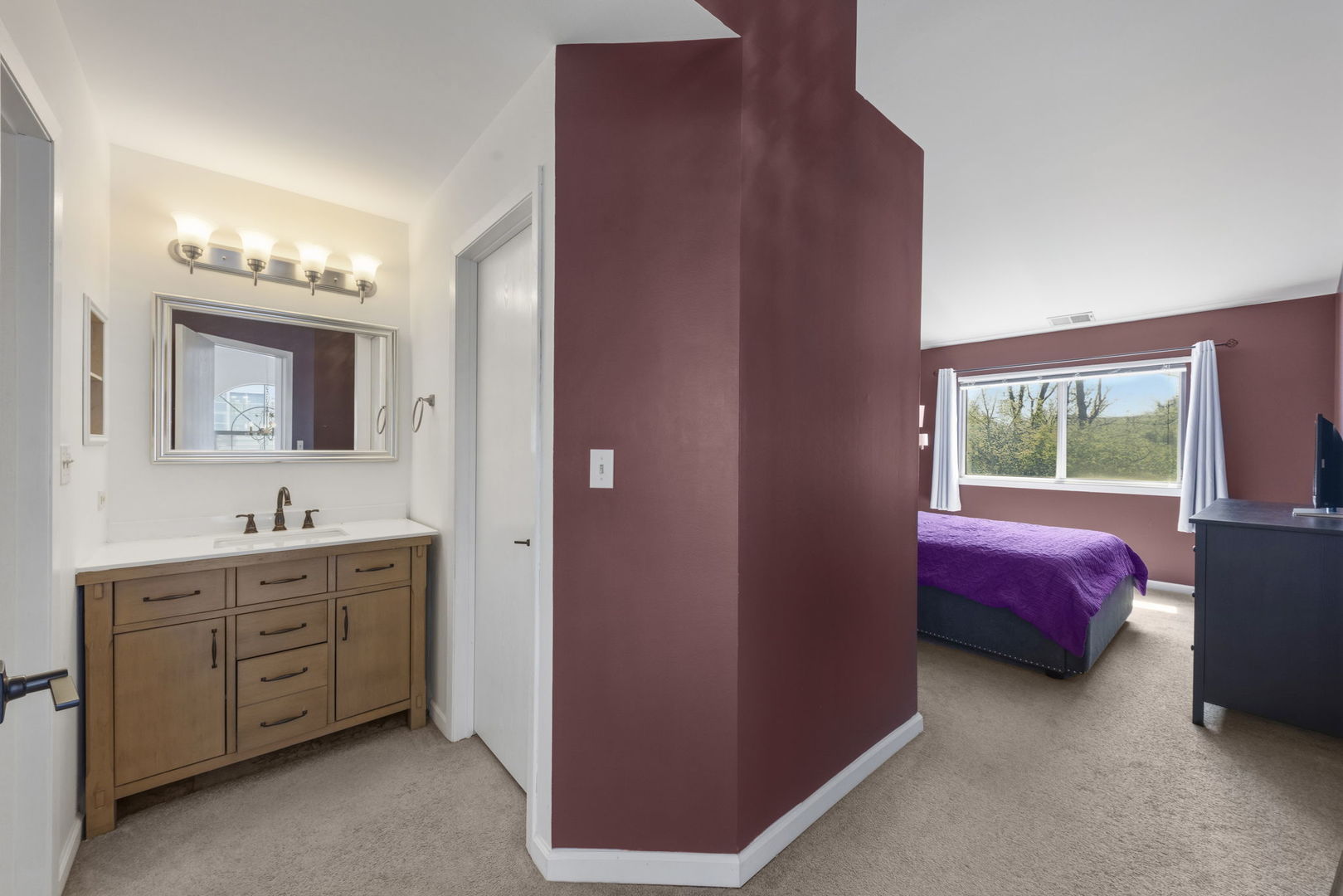 1039 Ripple Ridge Drive, Darien, IL 60561