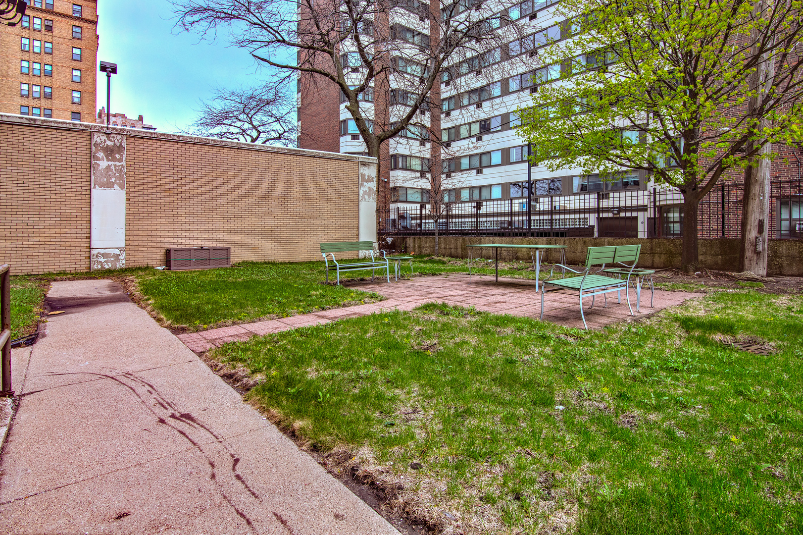 7355 S South Shore Drive #305, Chicago, IL 60649