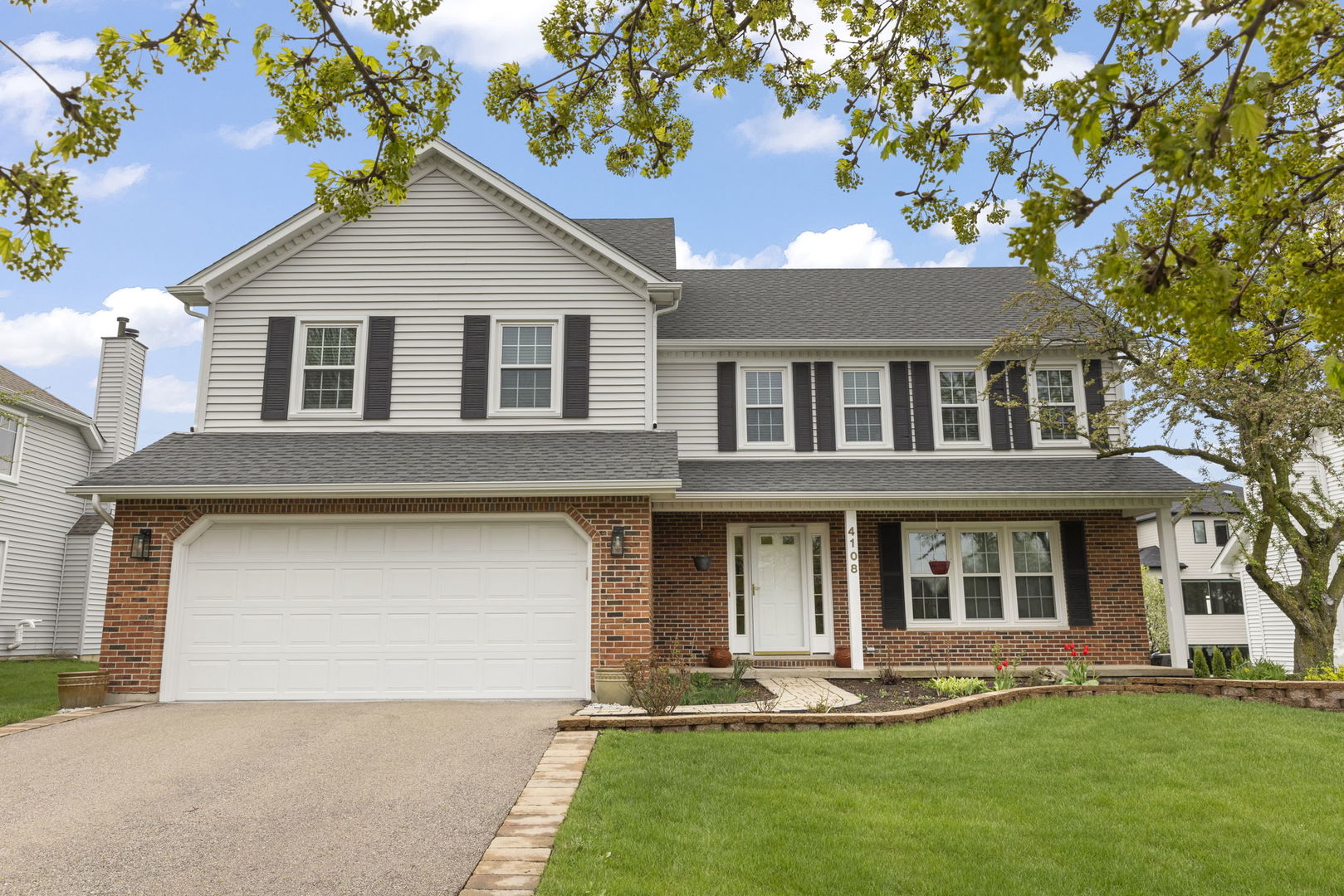 4108 Schillinger Drive, Naperville, IL 60564