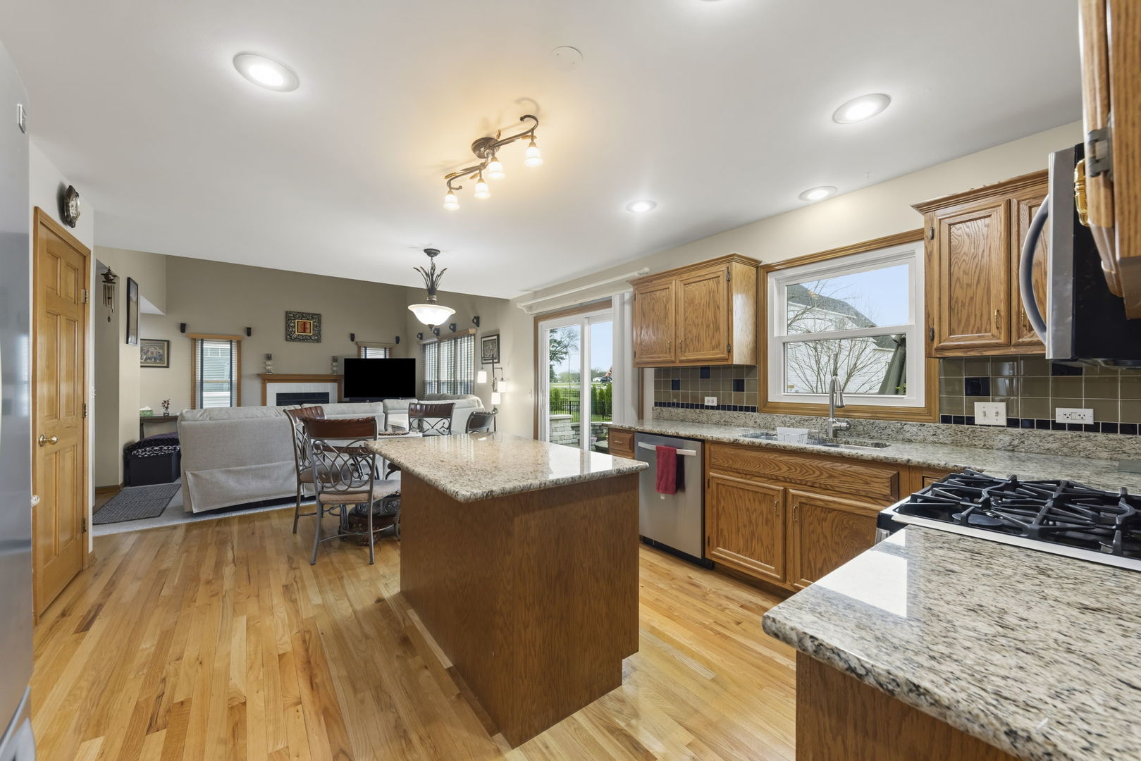 4108 Schillinger Drive, Naperville, IL 60564