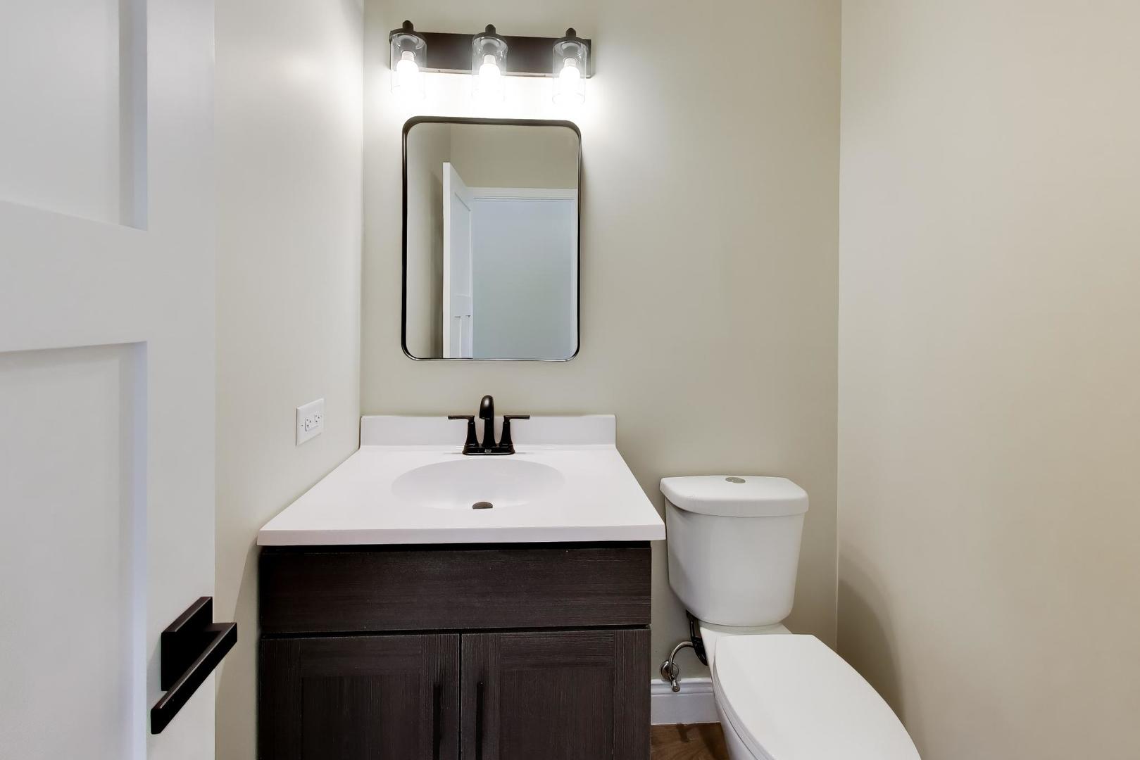 239 Parker Avenue, Aurora, IL 60505