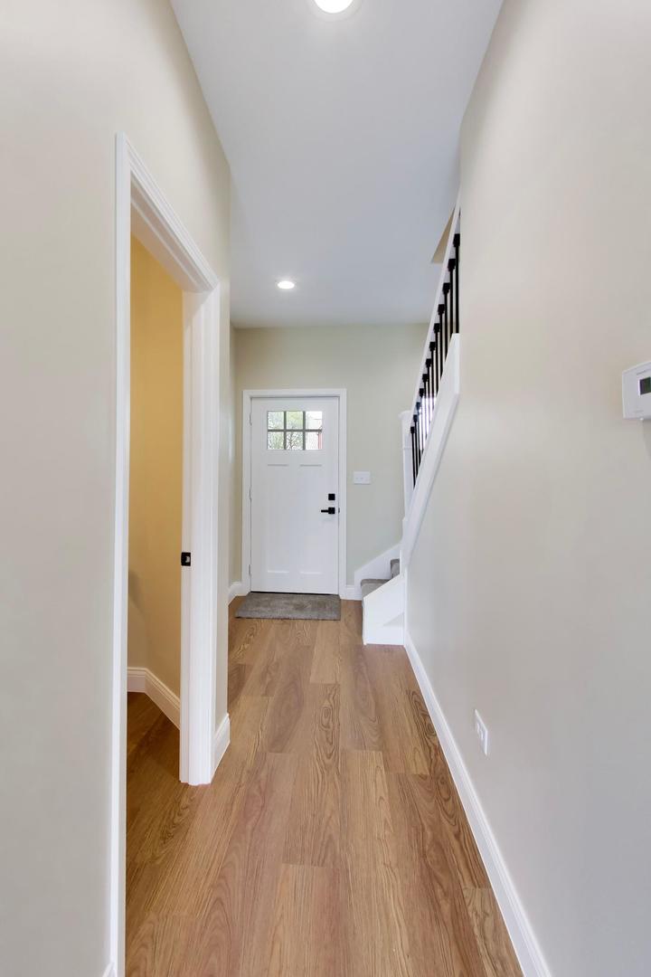 239 Parker Avenue, Aurora, IL 60505