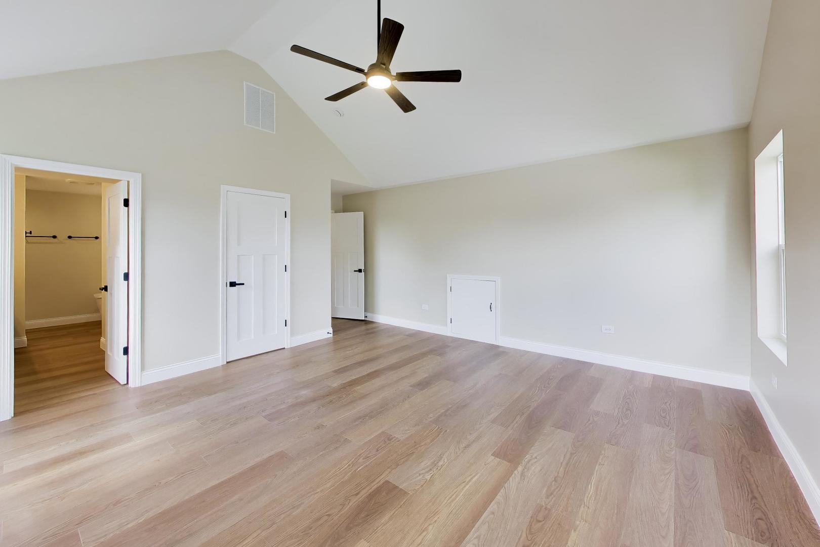 239 Parker Avenue, Aurora, IL 60505