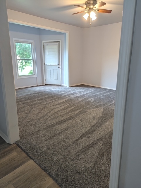 302 S Ottawa Street, Earlville, IL 60518