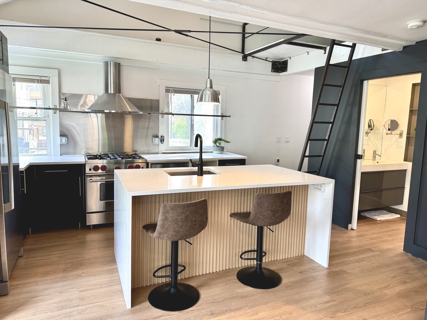 15 S Huffman Street, Naperville, IL 60540