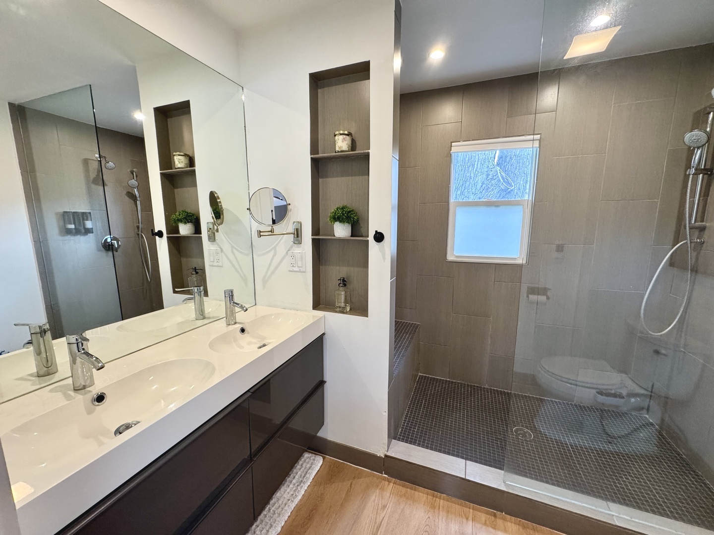 15 S Huffman Street, Naperville, IL 60540