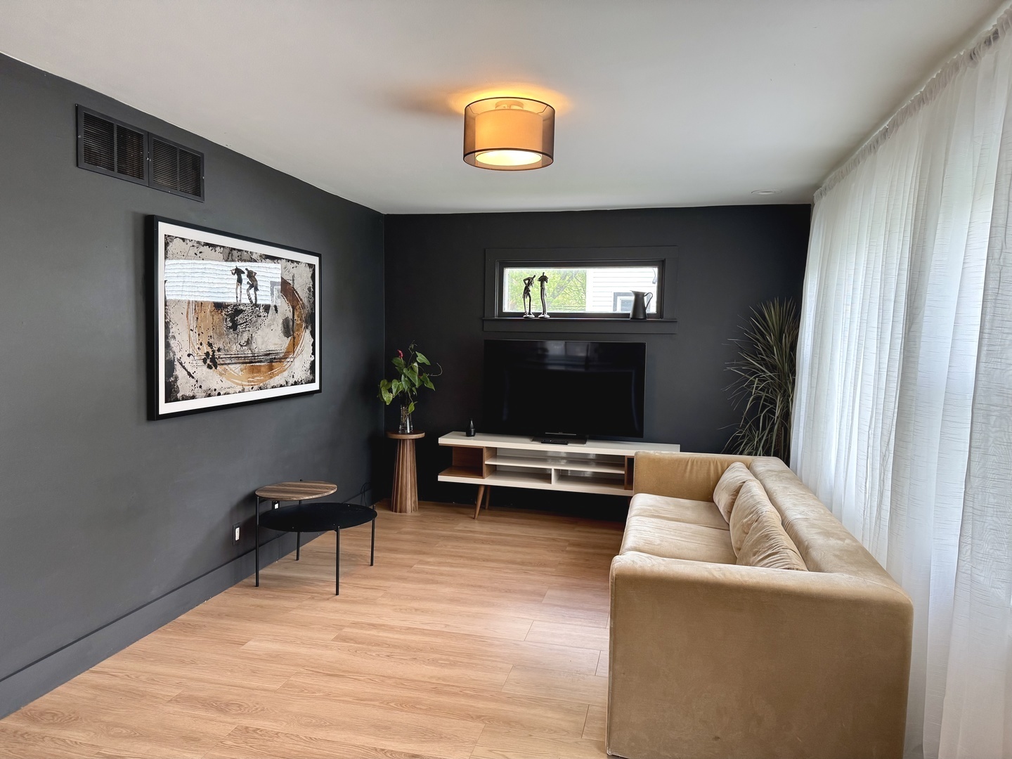 15 S Huffman Street, Naperville, IL 60540