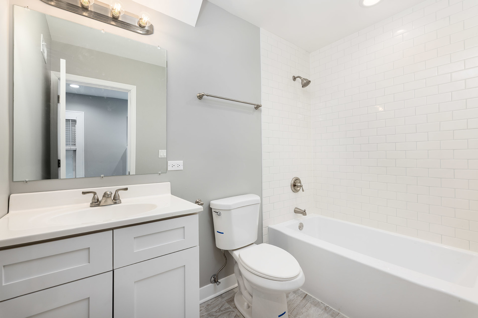 1217 Elmwood Avenue, Berwyn, IL 60402