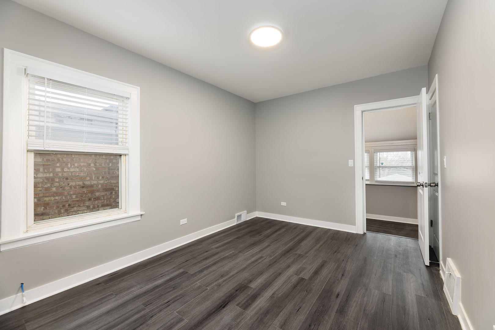 1217 Elmwood Avenue, Berwyn, IL 60402