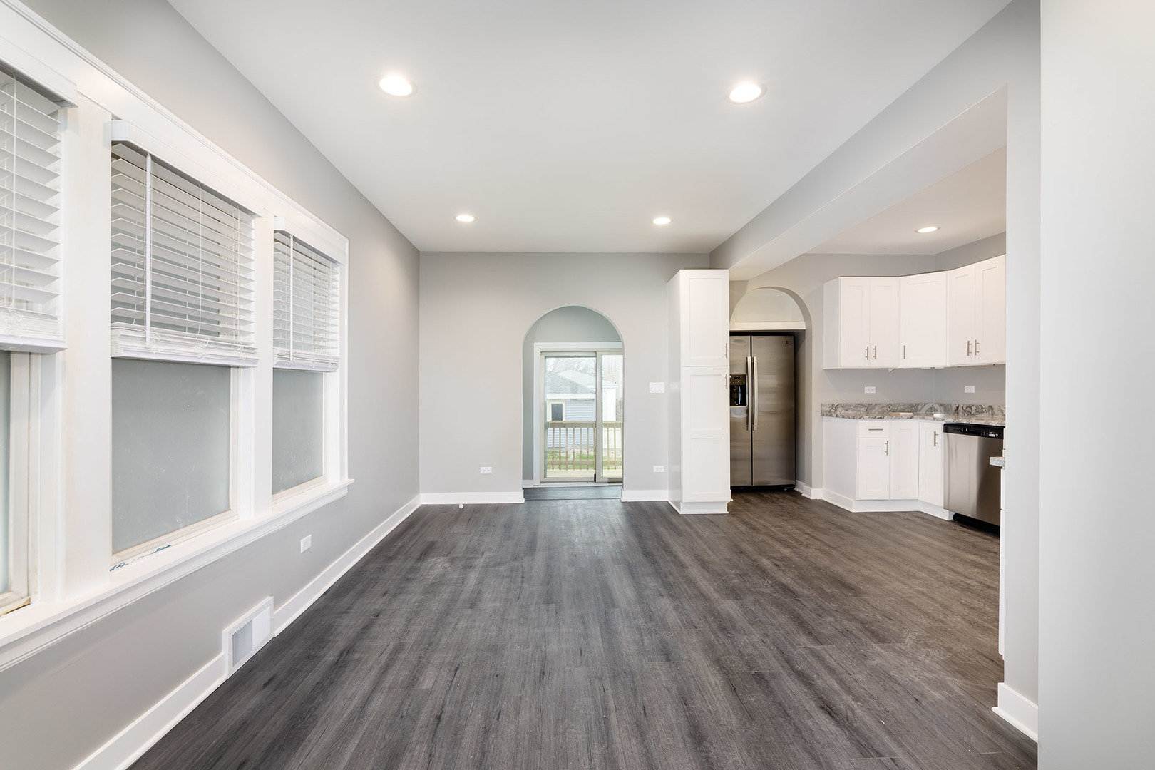 1217 Elmwood Avenue, Berwyn, IL 60402