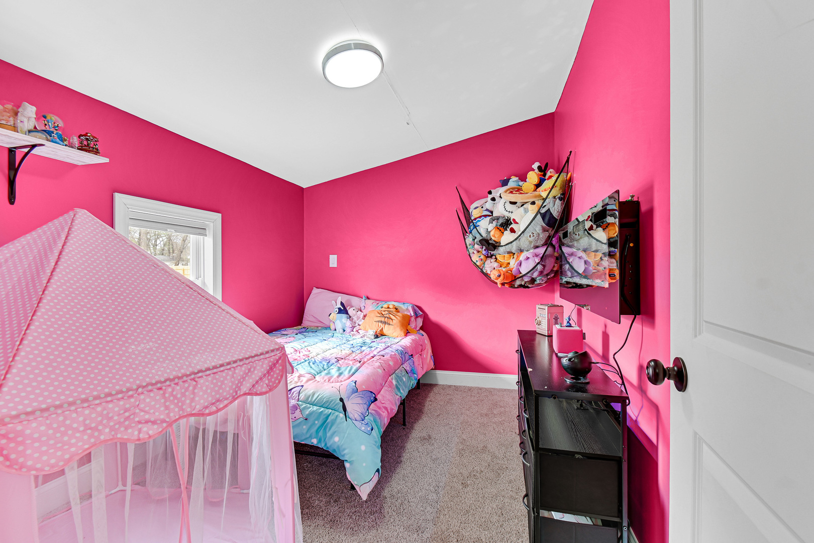 17067 E 3250N Road, Momence, IL 60954