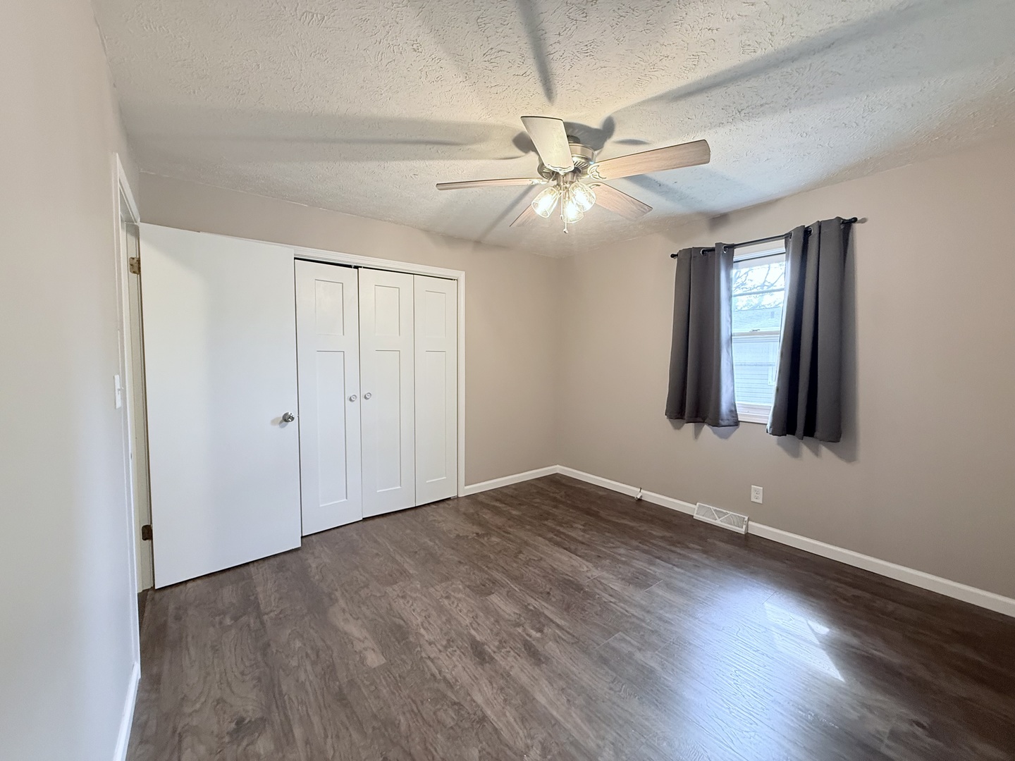 311 E Allen Street, Farmer City, IL 61842