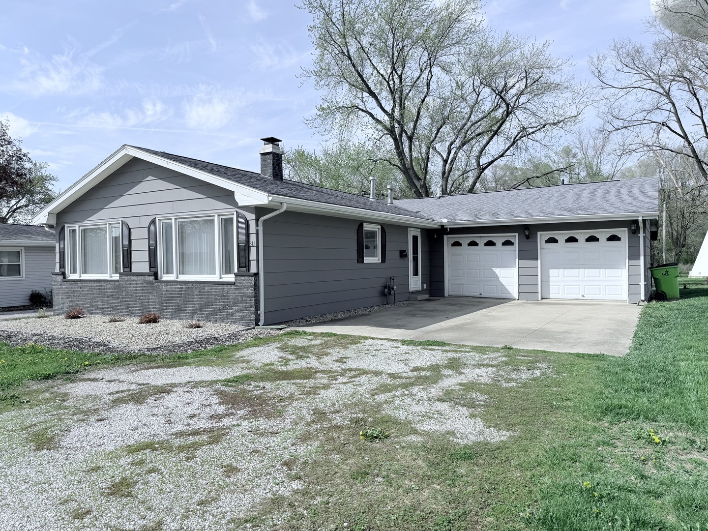 311 E Allen Street, Farmer City, IL 61842