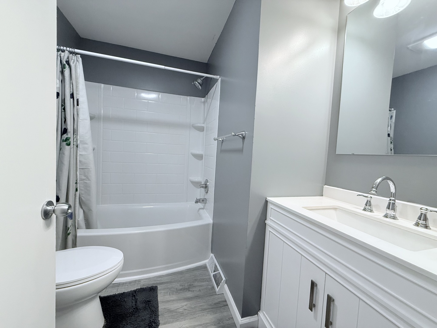 311 E Allen Street, Farmer City, IL 61842