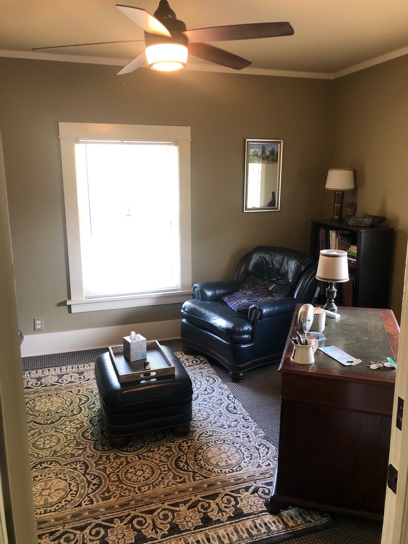 23 N Lincoln Street, Hinsdale, IL 60521