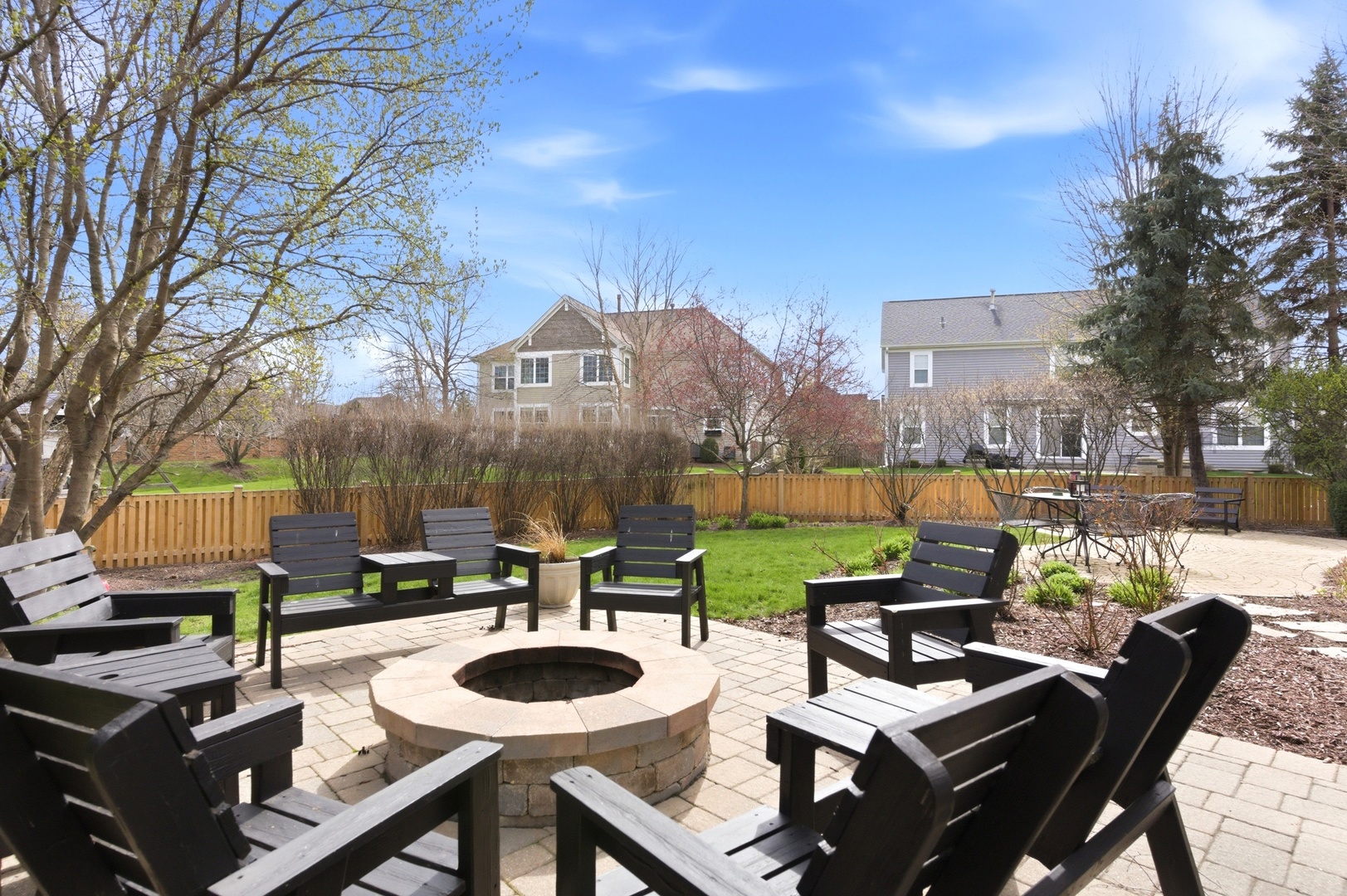 2807 Forest Creek Lane, Naperville, IL 60565