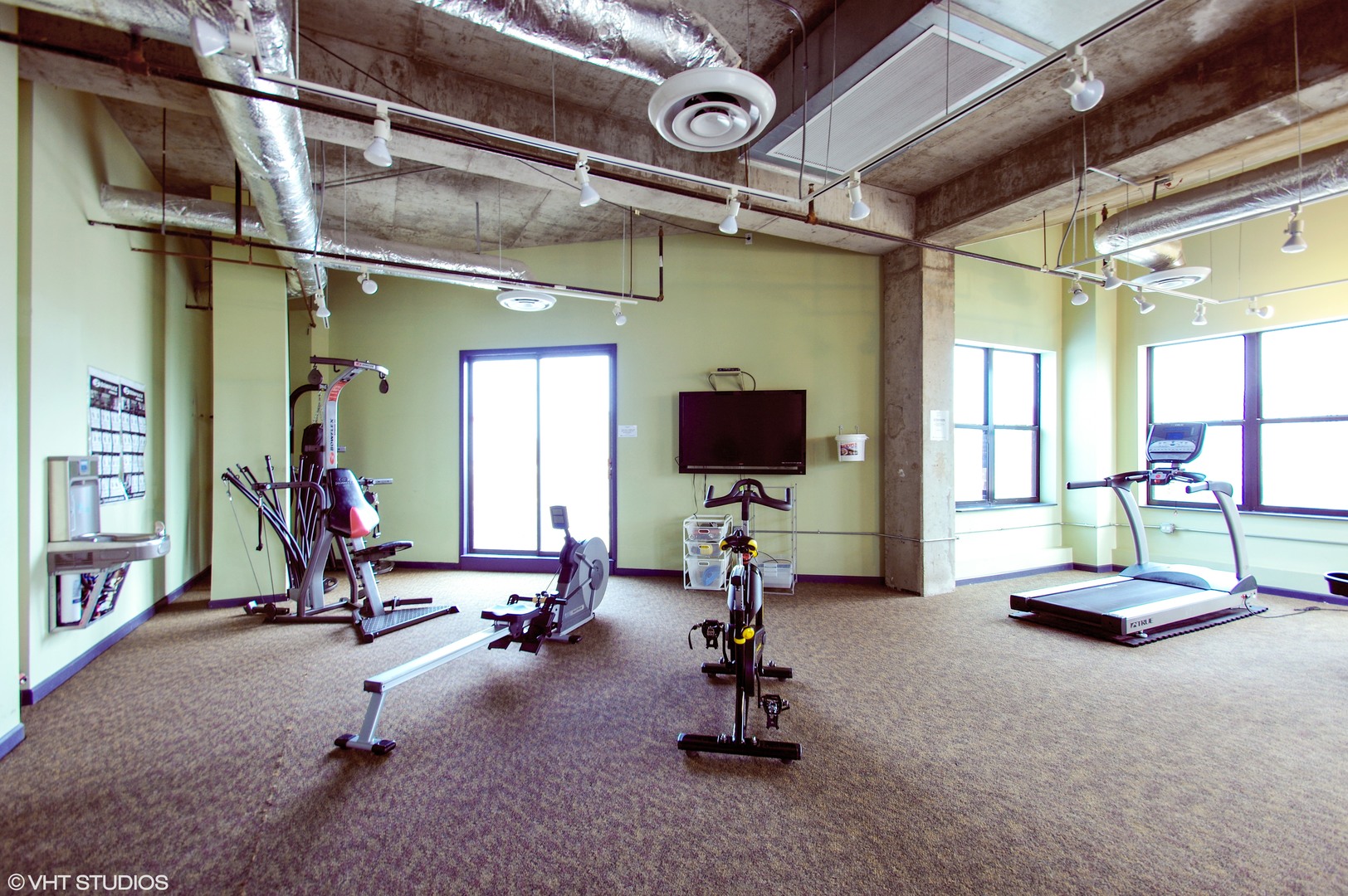 1122 W Catalpa Avenue #414, Chicago, IL 60640